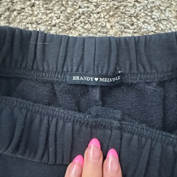 brandy melville shorts - Picture 2 of 3